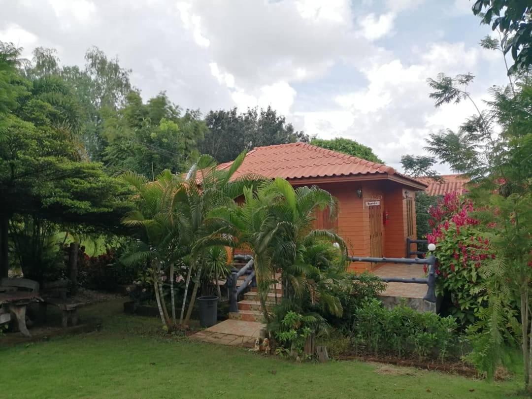 פטצ'אבון Indah Garden Hill Resort מראה חיצוני תמונה